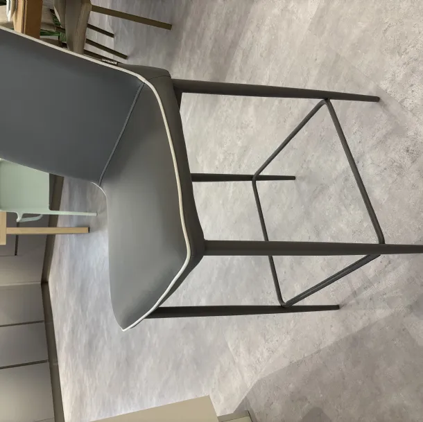 2 sgabelli mod. Nata