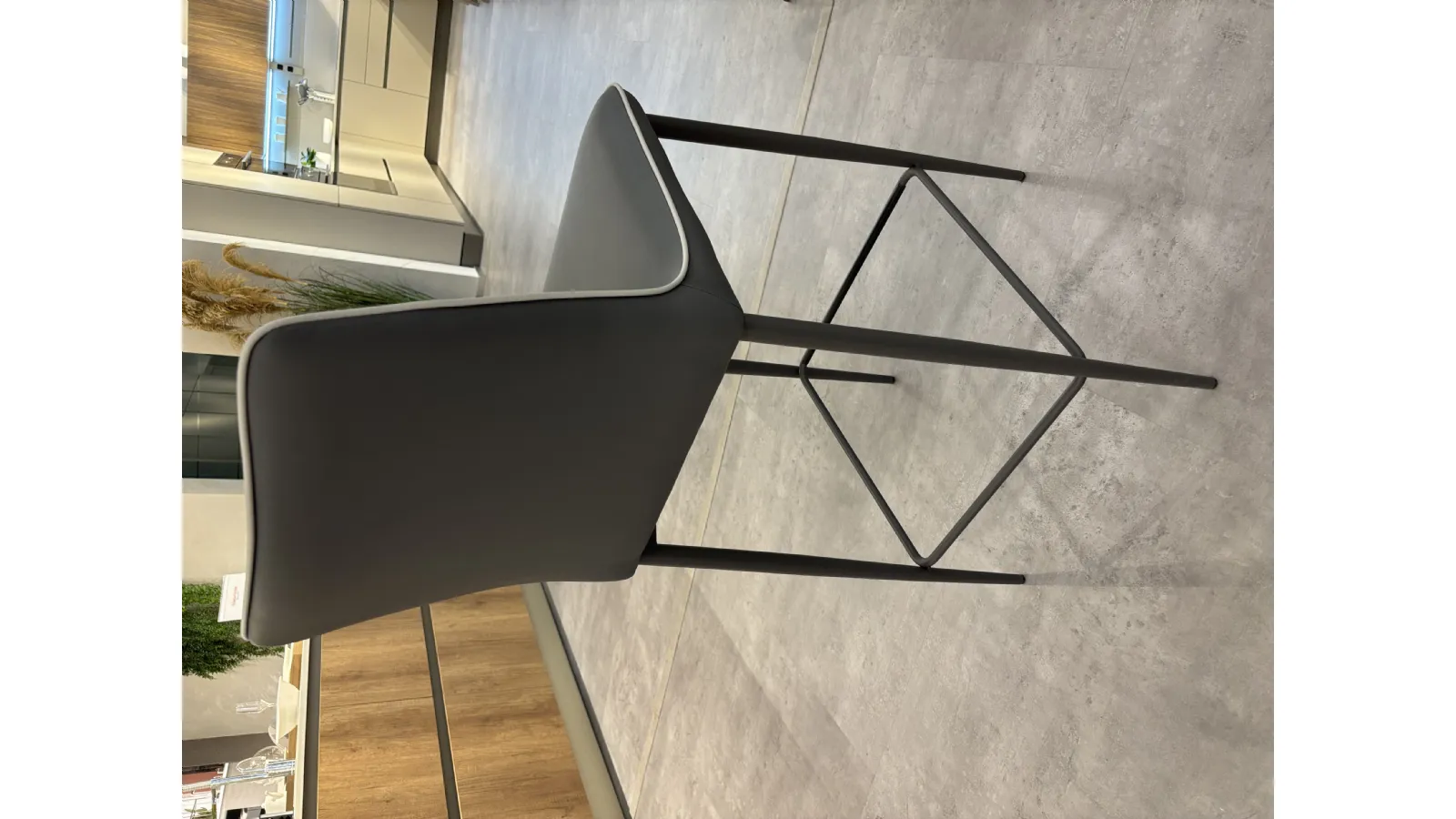 2 sgabelli mod. Nata