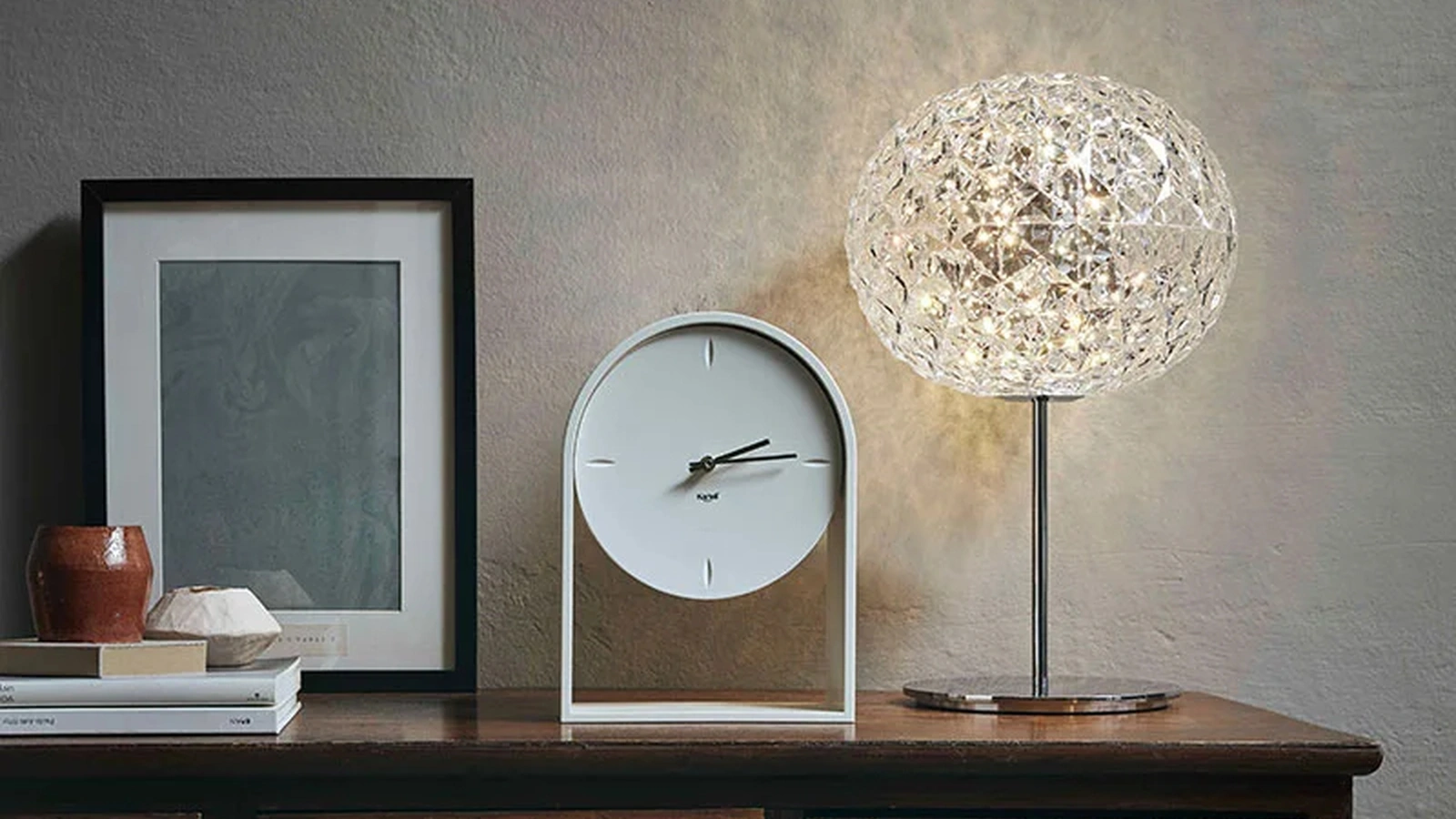 Orologio Air du Temps in tecnopolimero termoplastico di Kartell