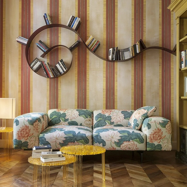 Mensola Bookwarm in tecnopolimero termoplastico di Kartell