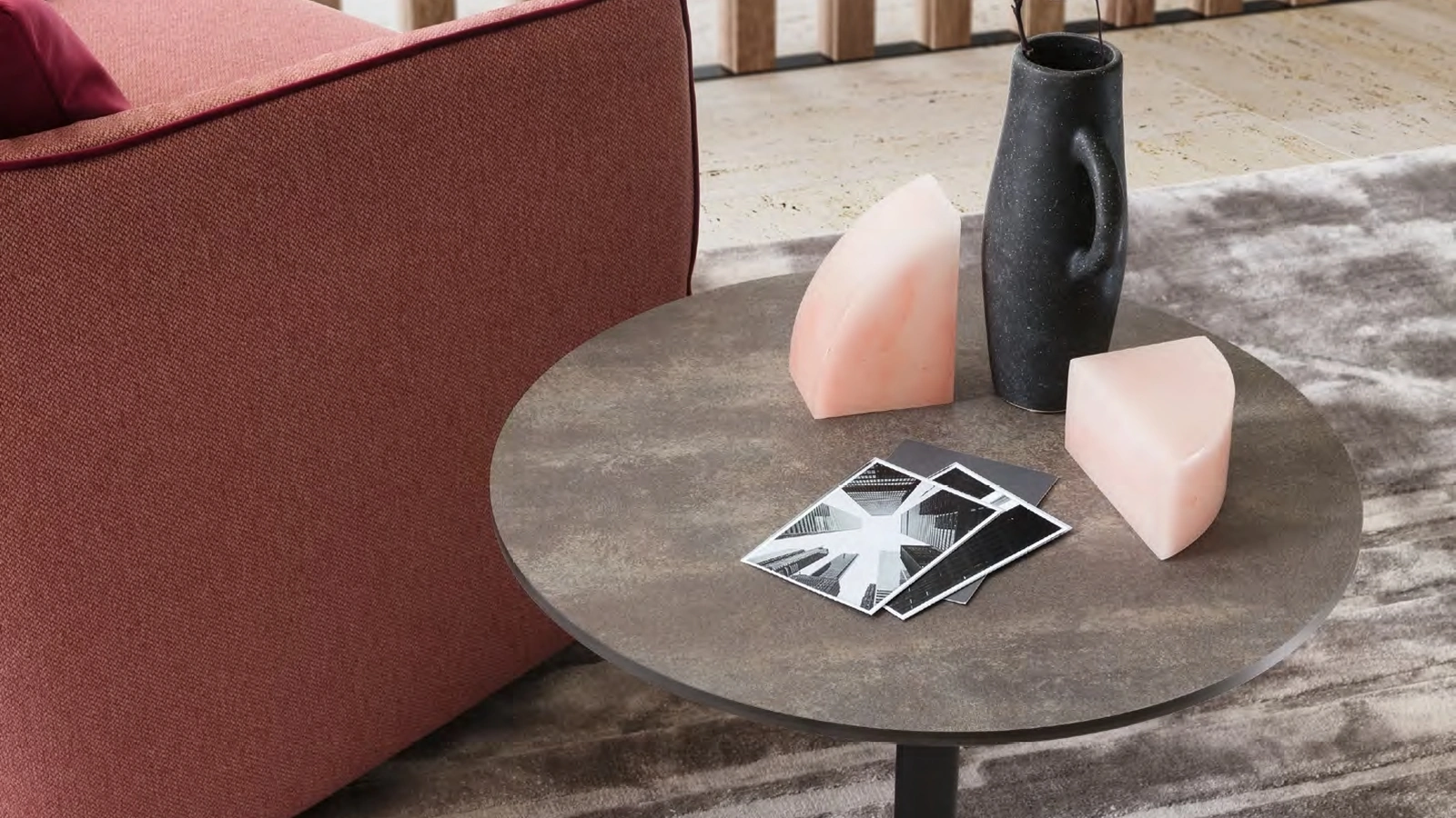 Tavolino rotondo Tweet in laminato finitura pietra di Le Comfort