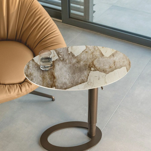 Tavolino Tek in ceramica di Riflessi