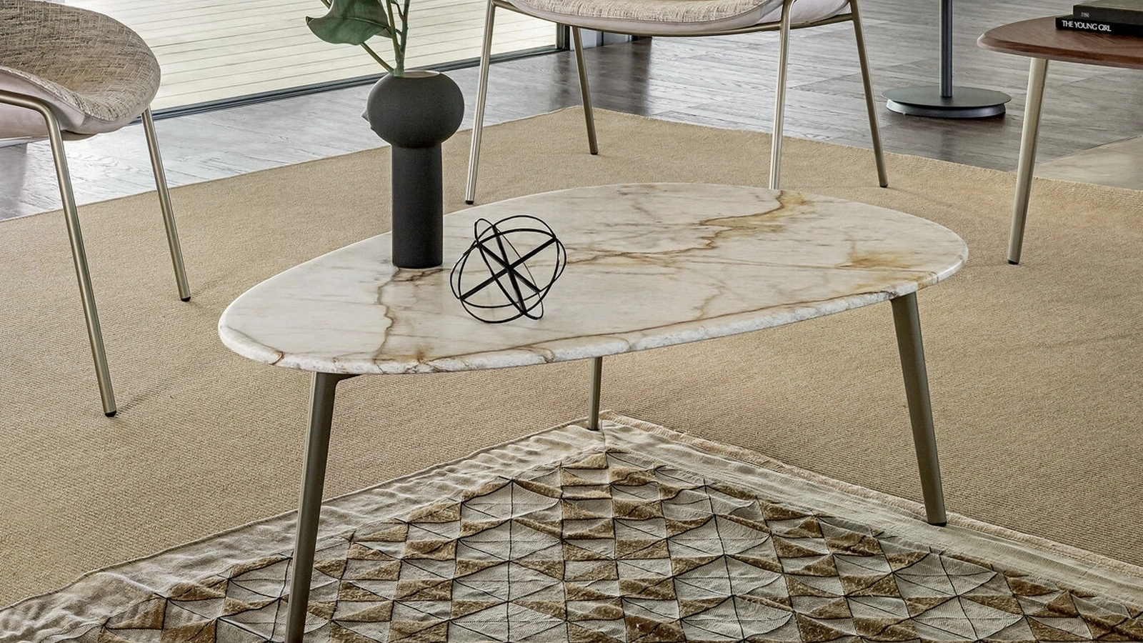 Tavolino con top in marmo Coffee di Riflessi