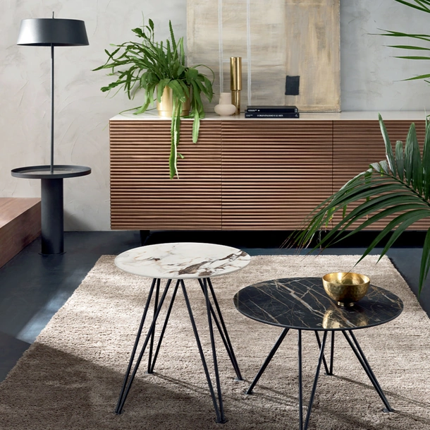 Tavolino Pegaso in ceramica e metallo di Riflessi