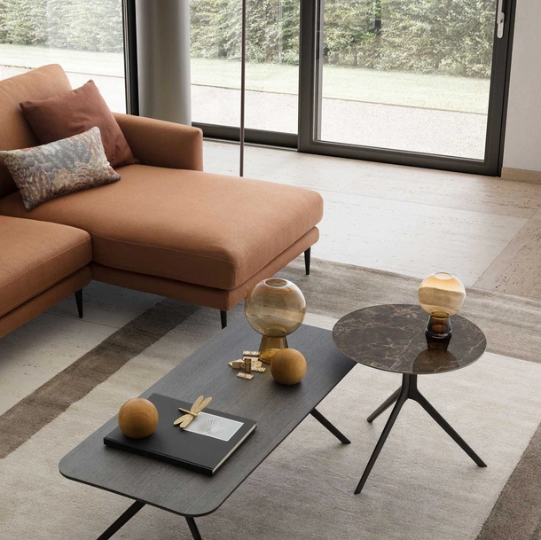 Tavolino Silky rettangolare in rovere grigio di Le Comfort