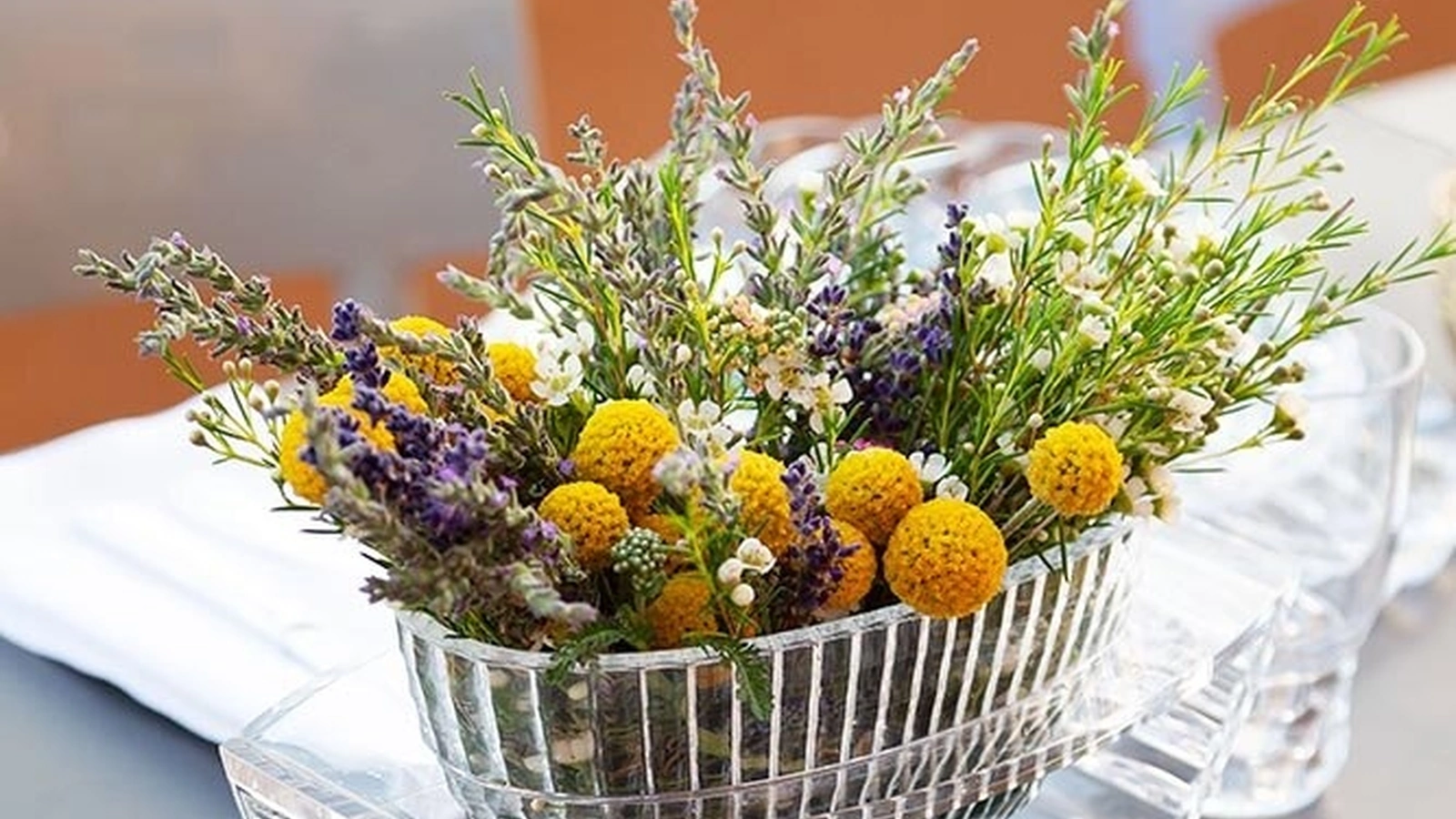 Vaso di design in plexiglas U Shine di Kartell