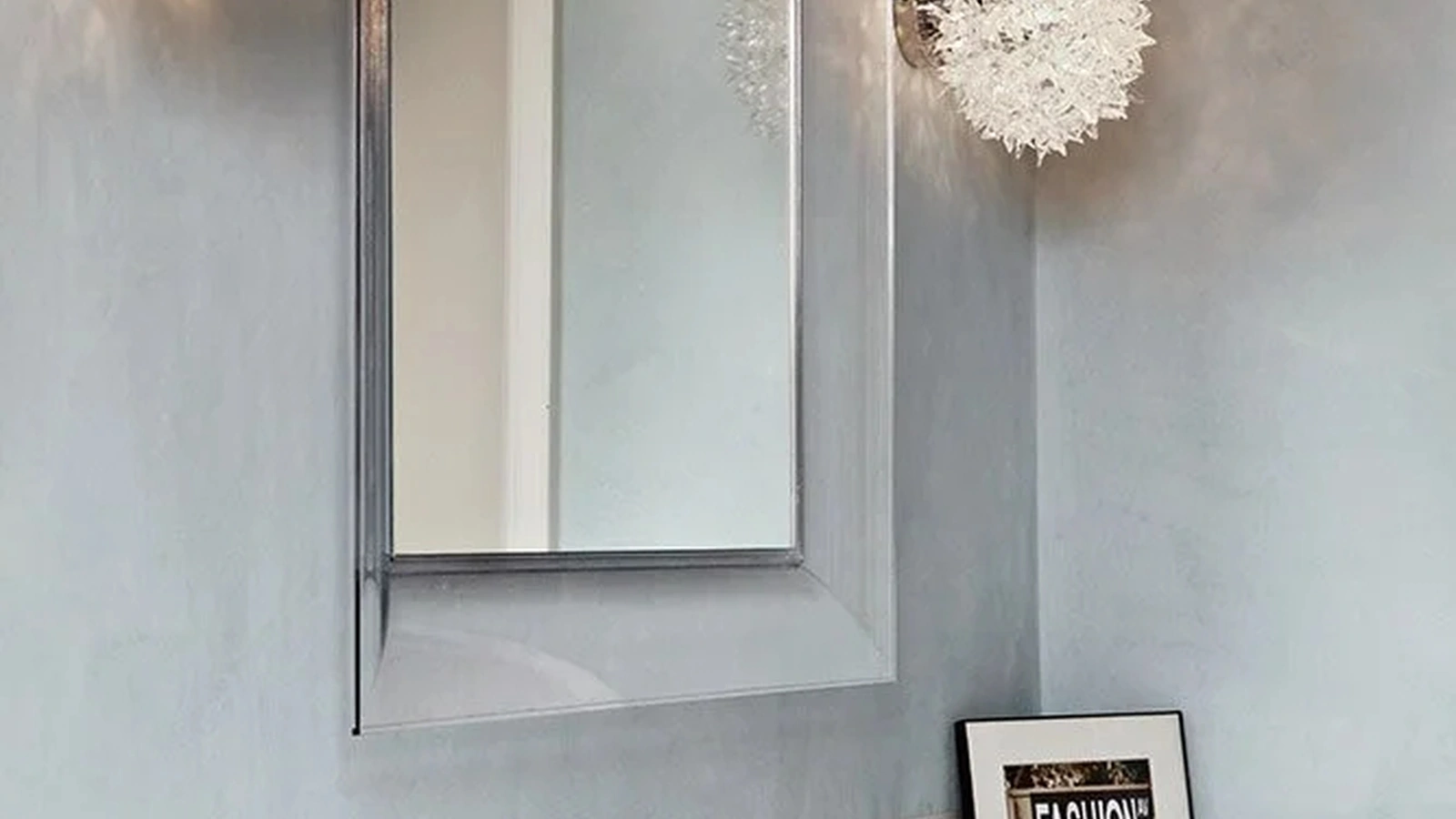 Lampada Bloom Applique di Kartell