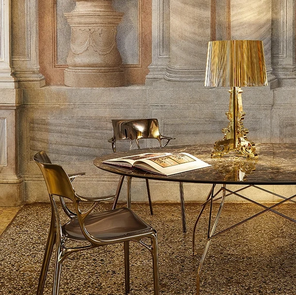 Lampada da tavolo Bourgie Metal Gold di Kartell