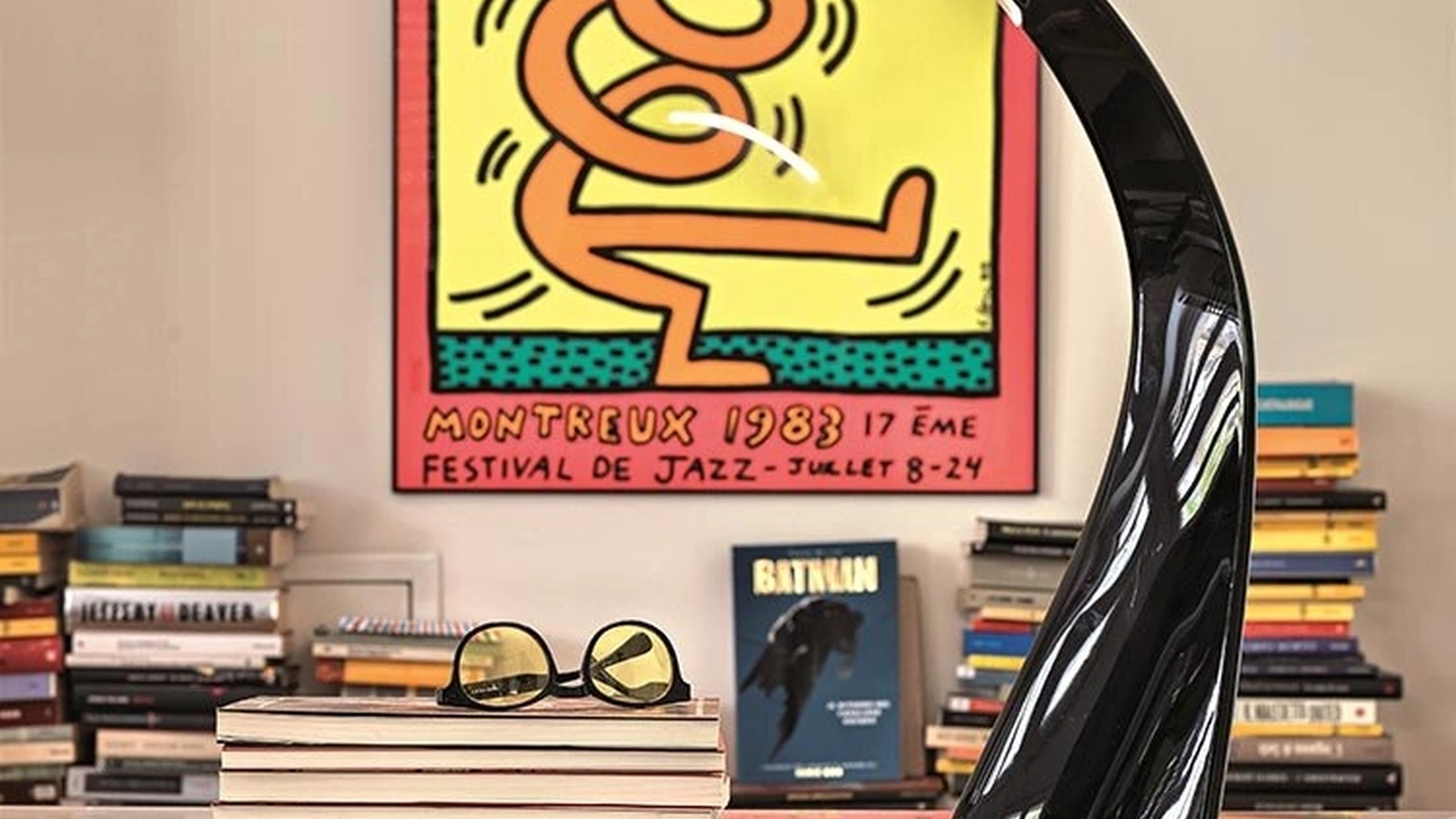 Lampada da tavolo di design Taj in plexiglas Nero di Kartell