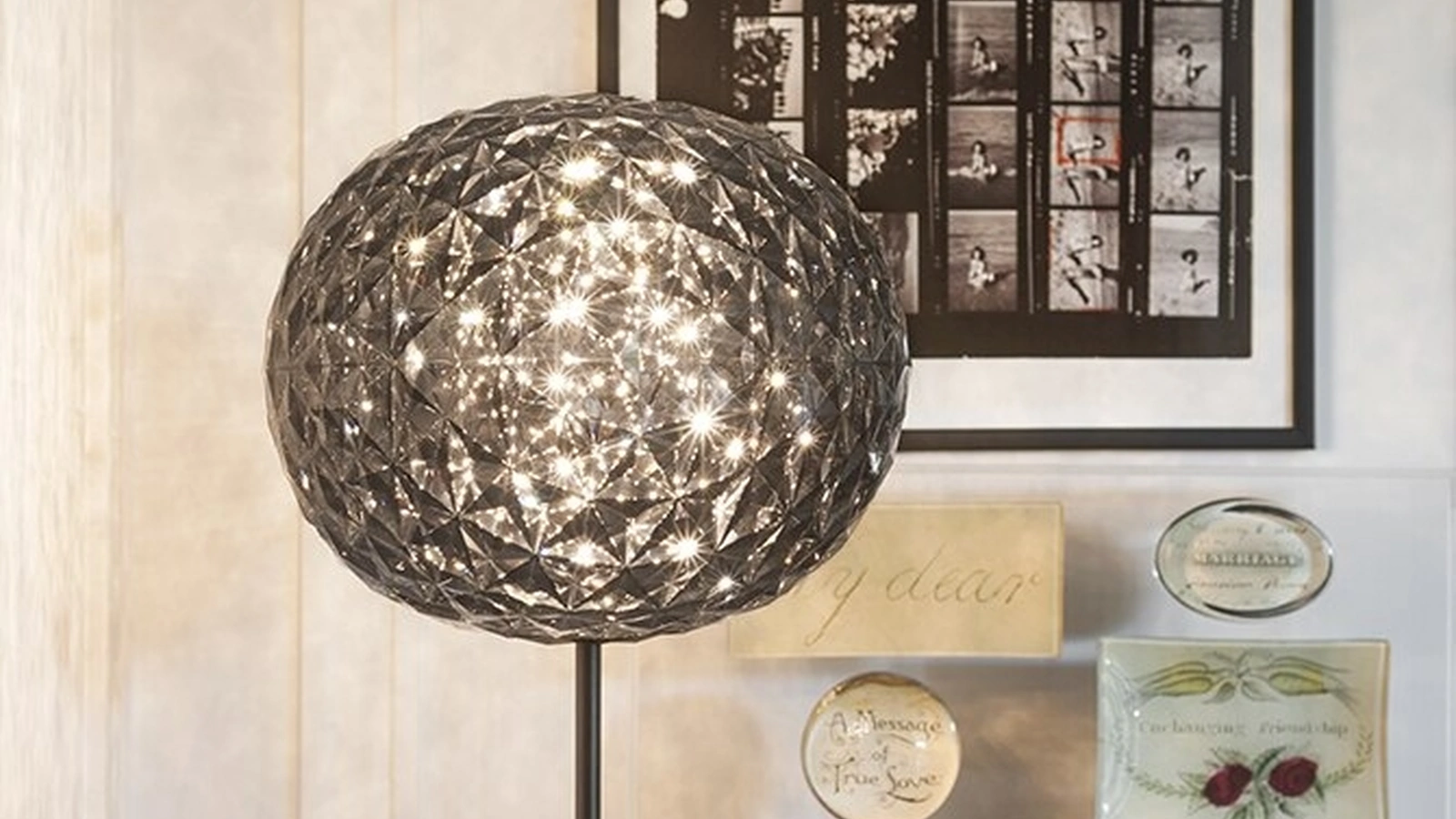 Lampada da tavolo Planet in policarbonato e metallo di Kartell