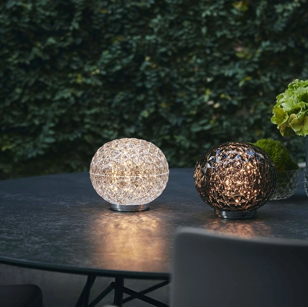 Lampada Planet Outdoor di Kartell