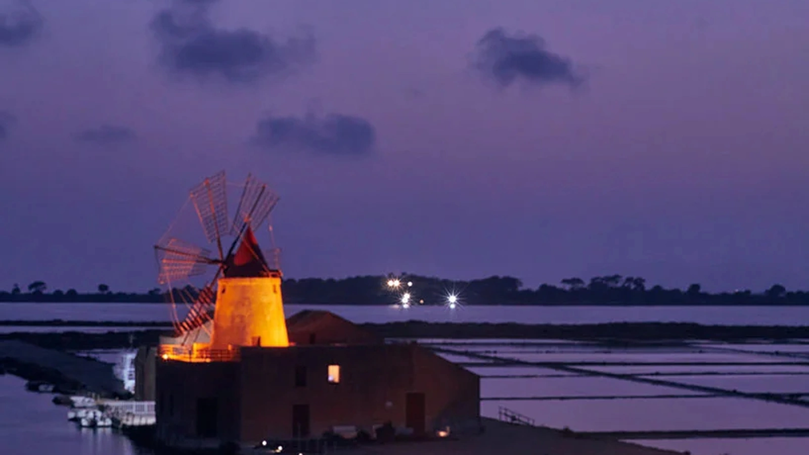 Lampada Planet Outdoor di Kartell