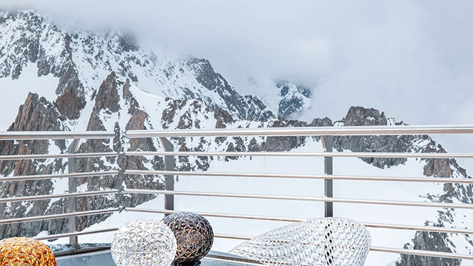 Lampada Planet Outdoor di Kartell