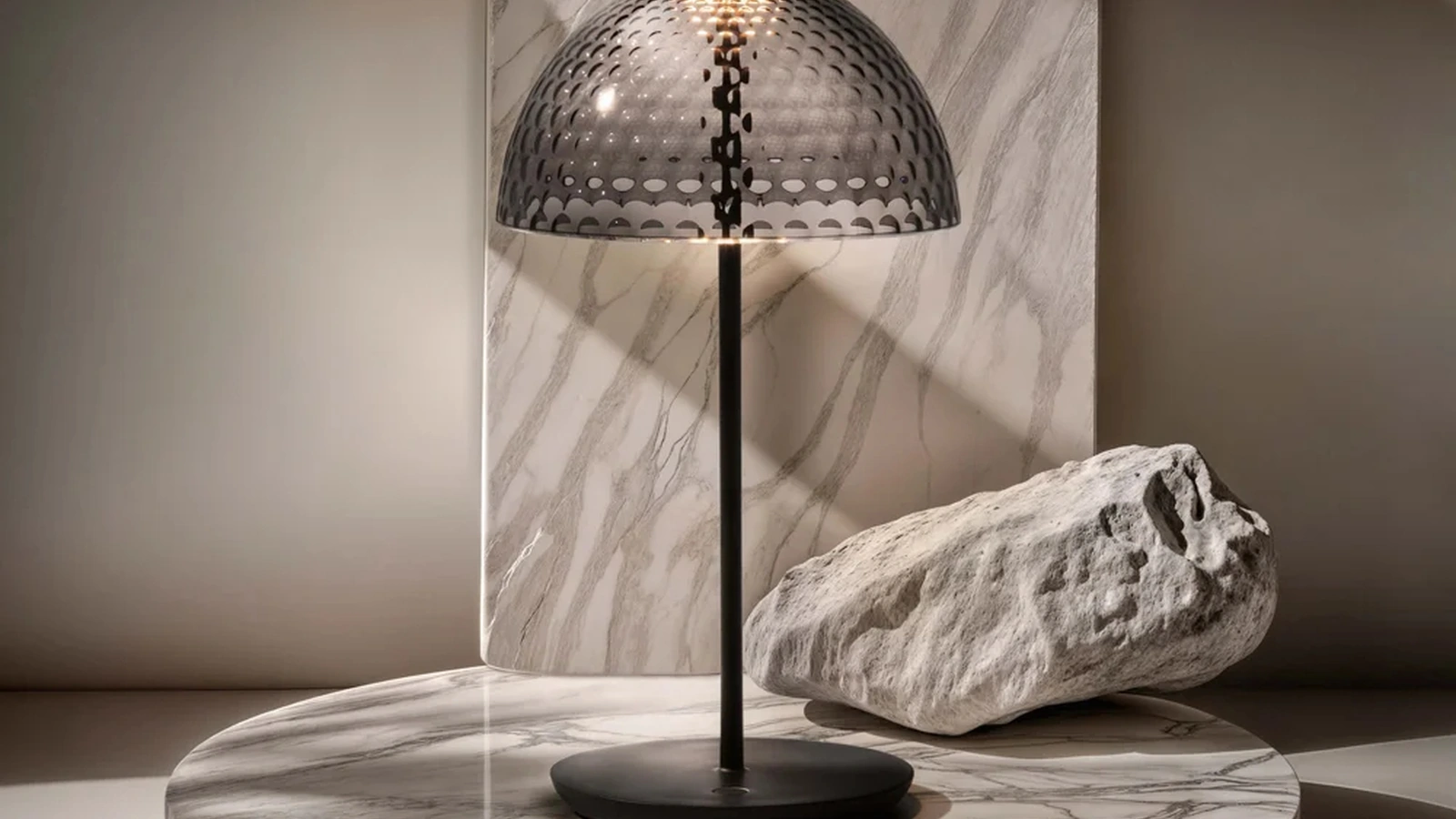 Lampada da tavolo Pumo Lamp di Kartell