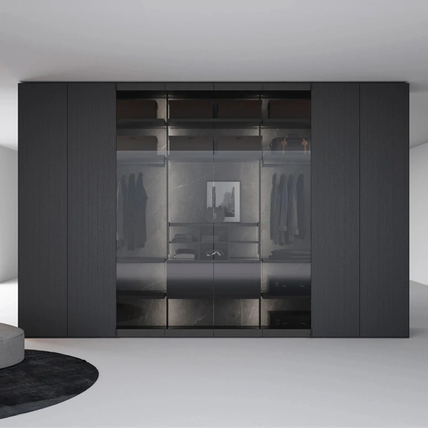 Armadio Freedhome Apertura Totale 50 vetro fumé di Caccaro