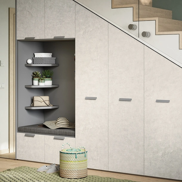 Armadio con ante battenti sottoscala 02A in melaminico di Cinquanta3