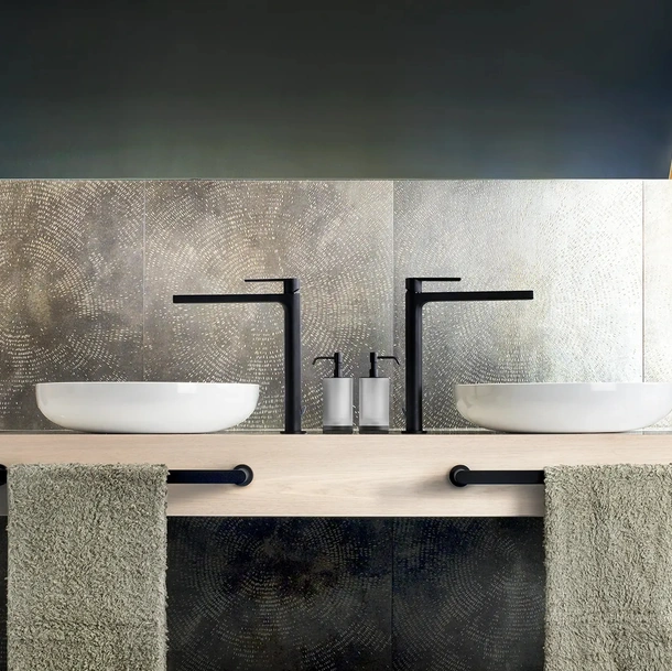 Rubinetteria da Bagno Via Manzoni di Gessi