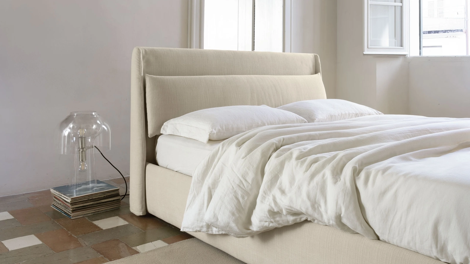 Letto imbottito Eddie di Noctis