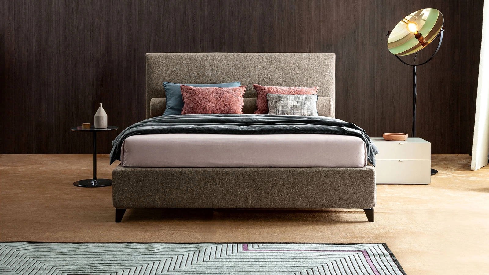 Letto in tessuto con testiera Max Alto di Twils