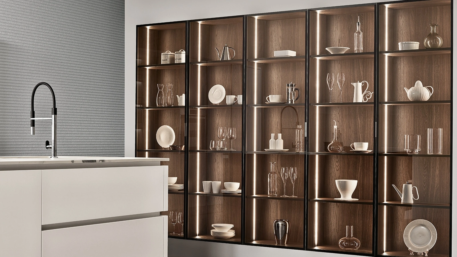 Libreria a muro Sunset in vetro di Veneta Cucine