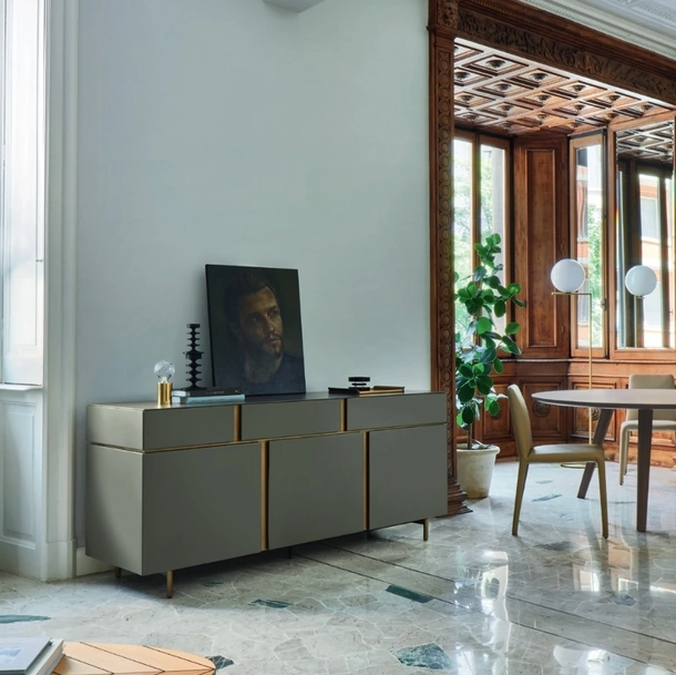 Madia Abaco 06 in laccato opaco di Sangiacomo