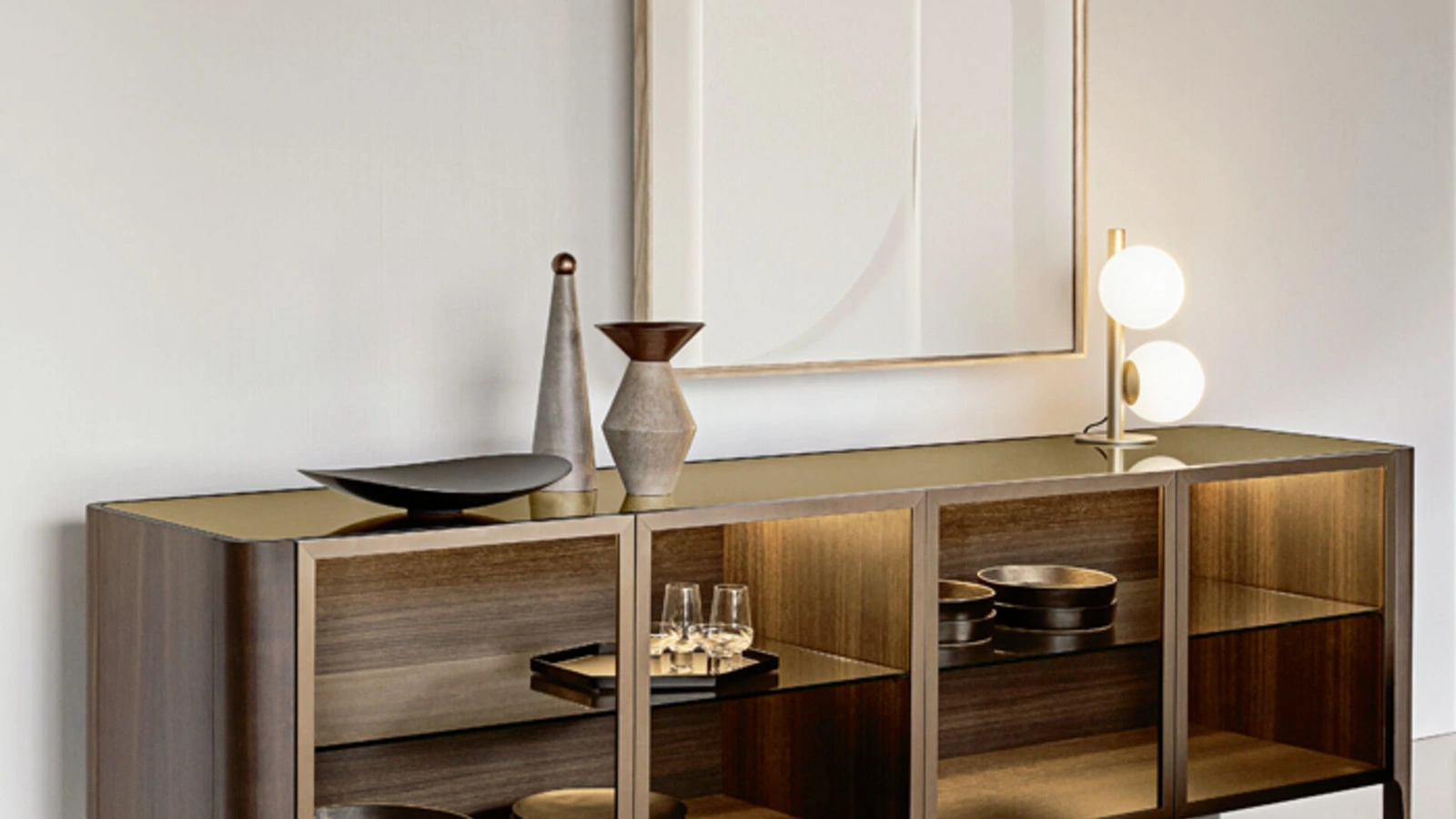 Madia Cross in rovere con ante in vetro di Riflessi