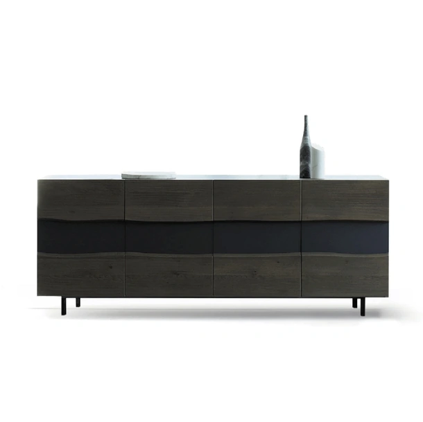 Madia Iron Twins di Devina Nais