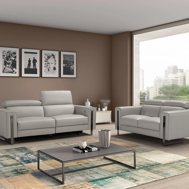 Divano lineare in pelle Ashley di Egoitaliano