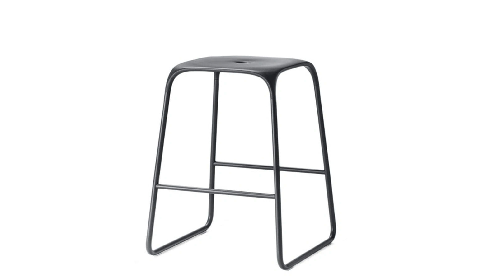 Sgabello Bobo con seduta in polipropilene e struttura in metallo di Veneta Cucine