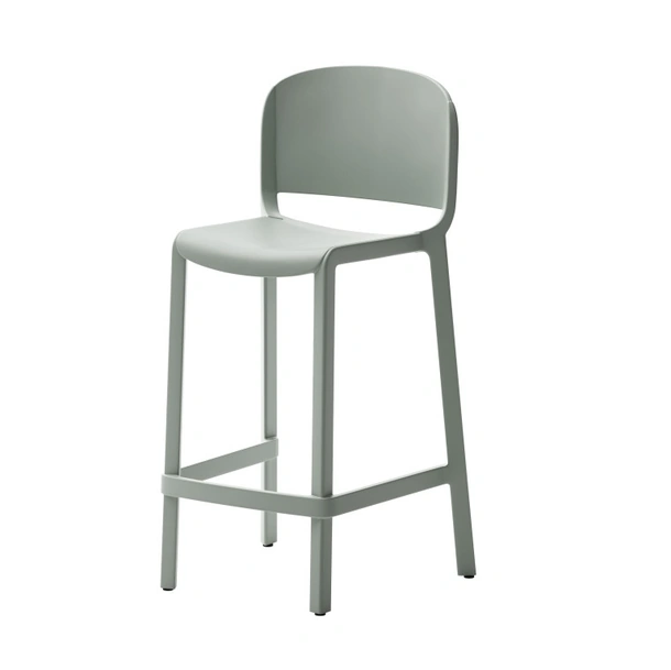 Sgabello Dome S in polipropilene di Veneta Cucine