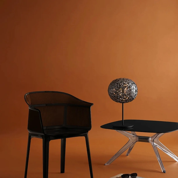 Sedia impilabile Papyrus di Kartell