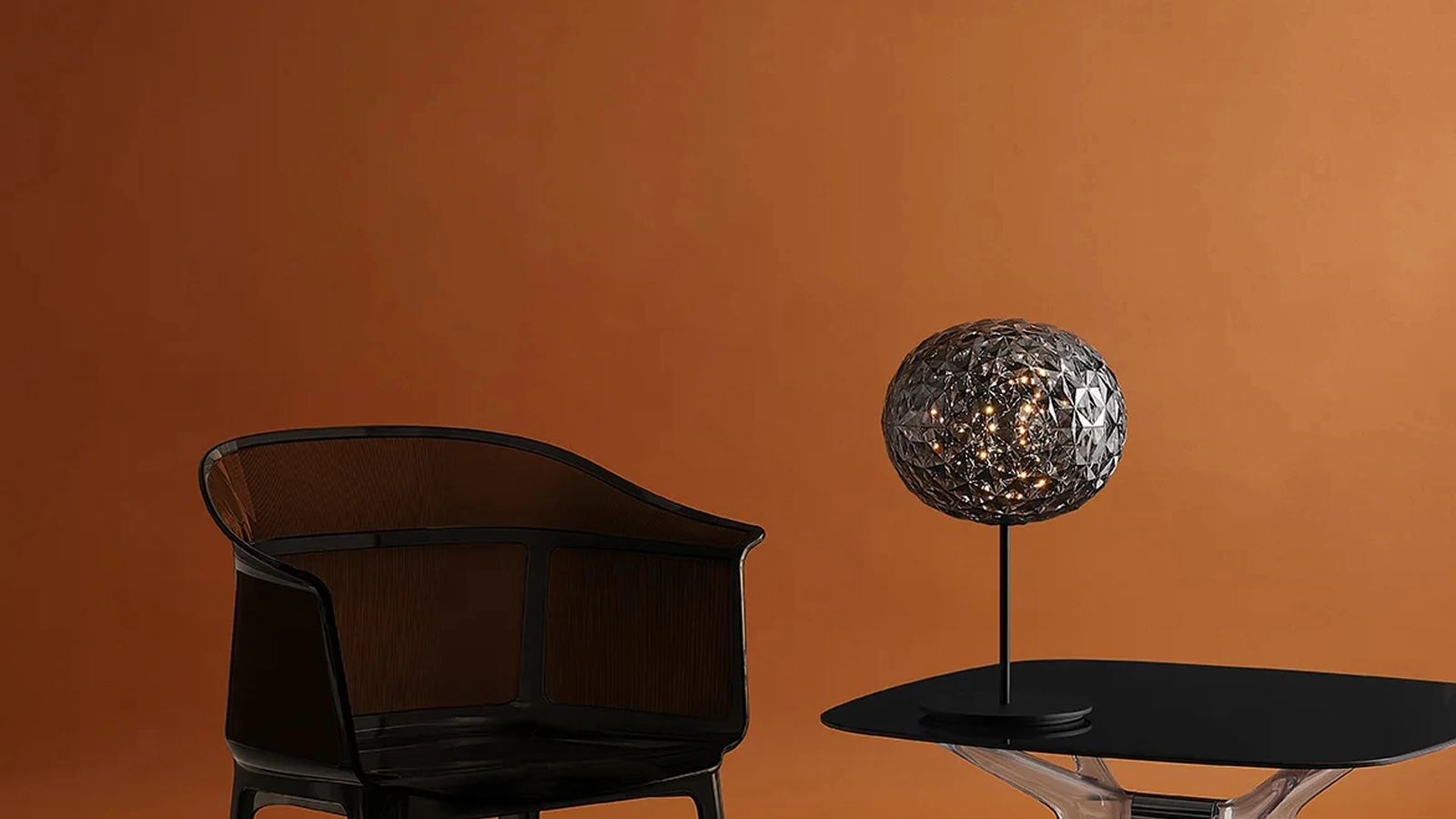 Sedia impilabile Papyrus di Kartell