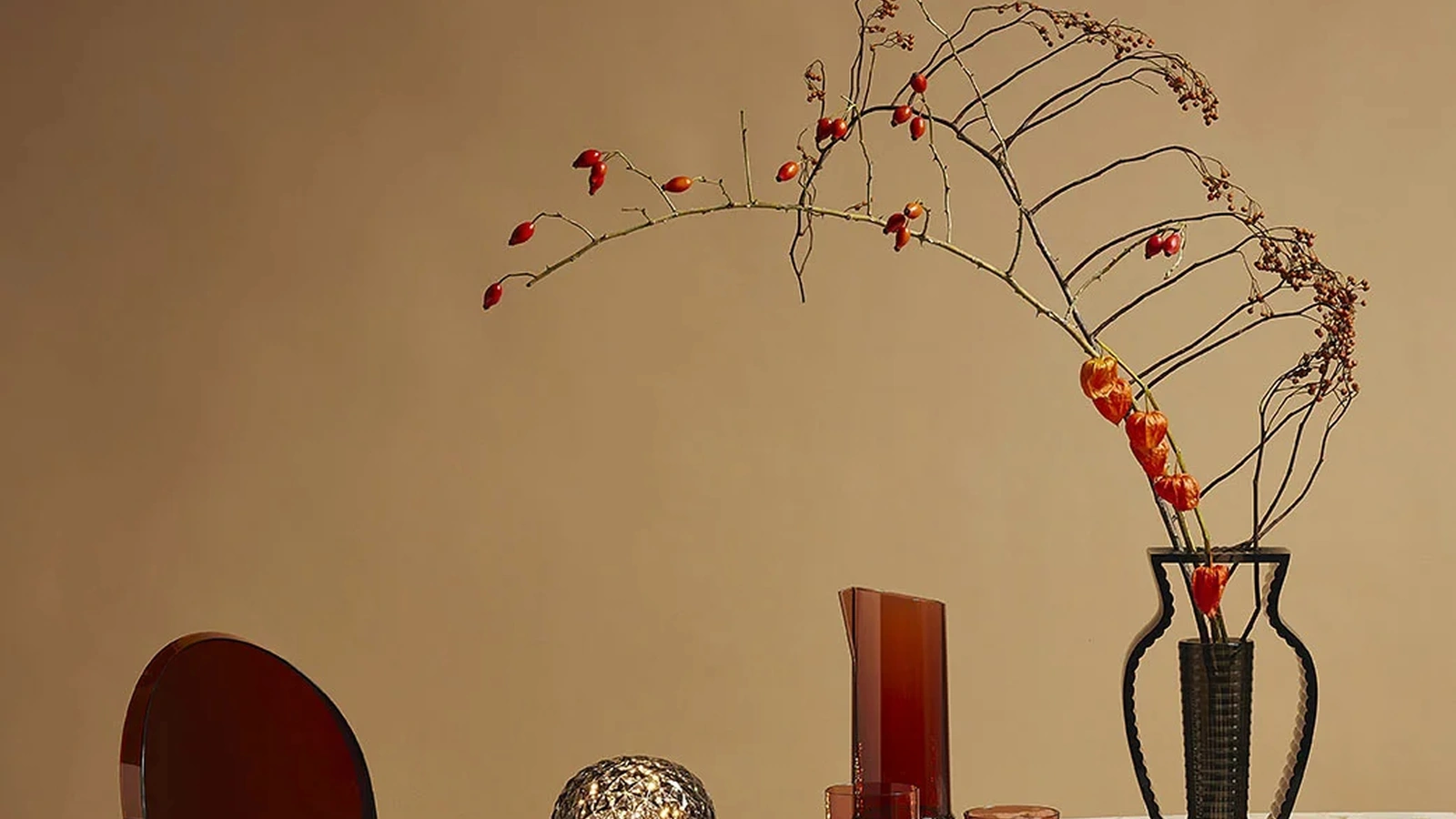 Sedia impilabile Victoria Ghost di Kartell