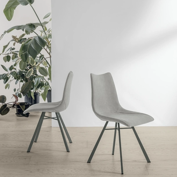 Sedia Maiorca in morbida microfibra effetto velluto di Target Point