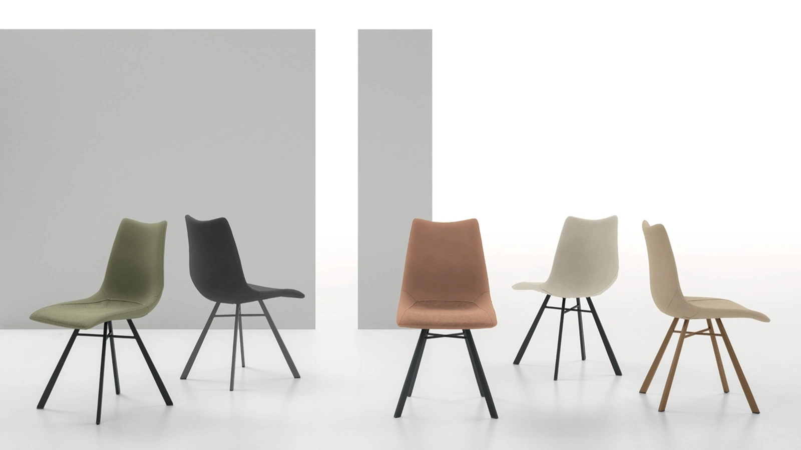 Sedia Maiorca in morbida microfibra effetto velluto di Target Point