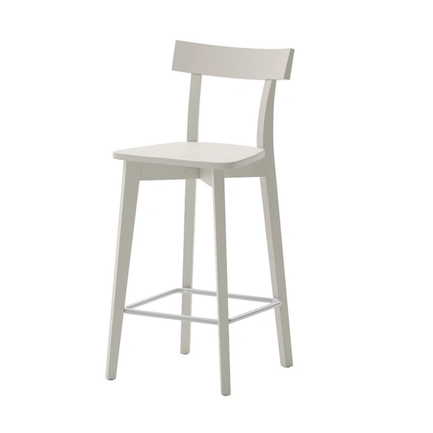 Sgabello Maya in faggio laccato di Veneta Cucine