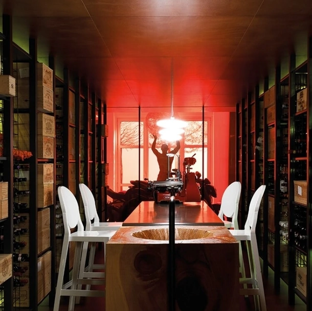 Sgabello One More Stool in policarbonato di Kartell