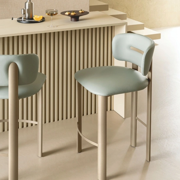 Sgabello Velvet di Riflessi