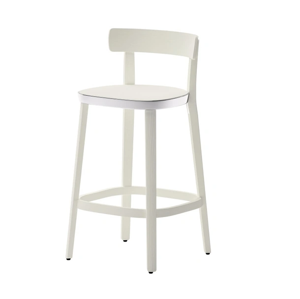 Sgabello Folk in frassino di Veneta Cucine