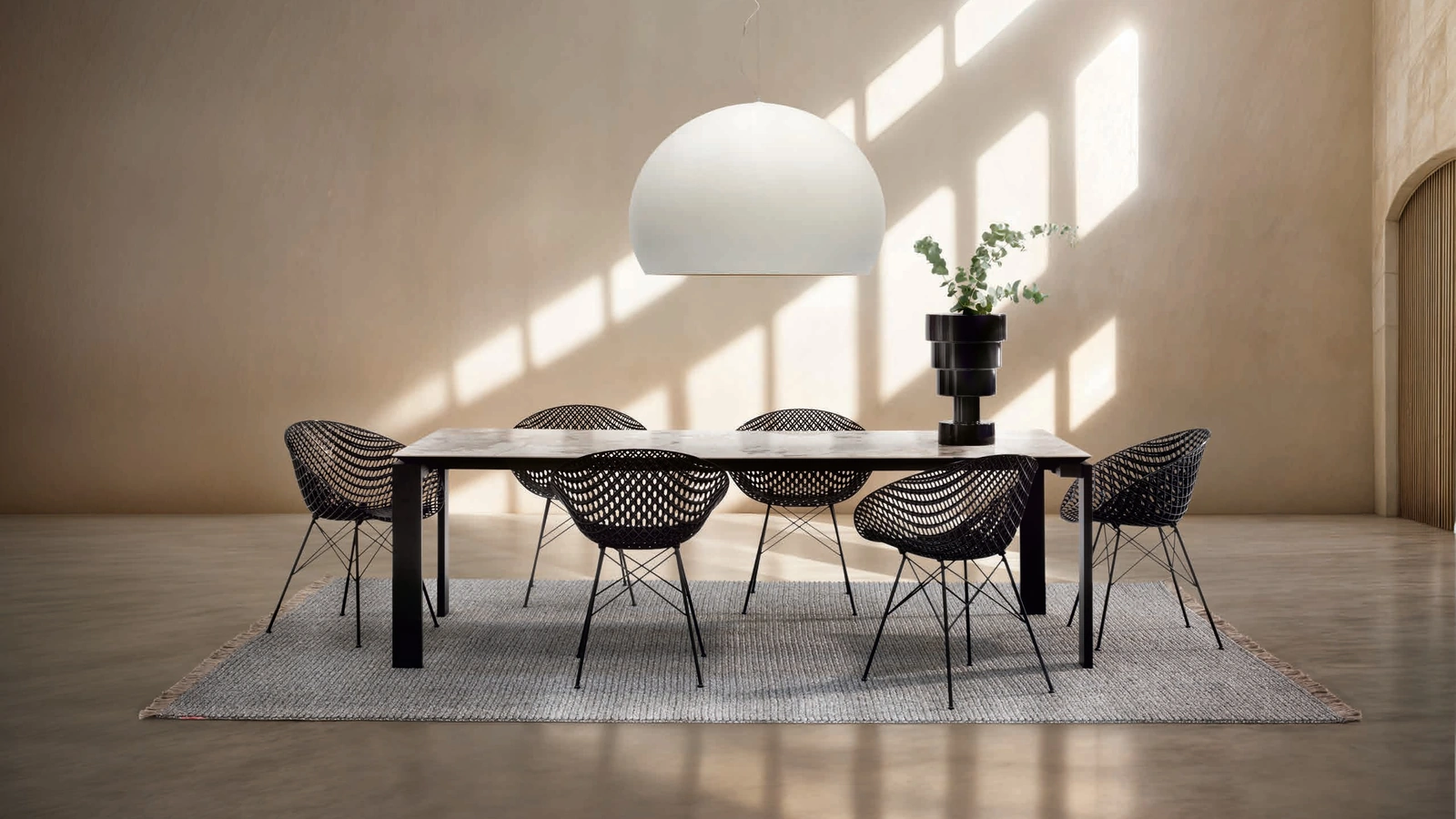 Tavolo Four Ceramic di Kartell