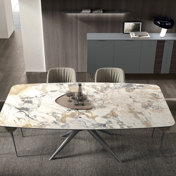 Tavolo Mikado di Tomasella