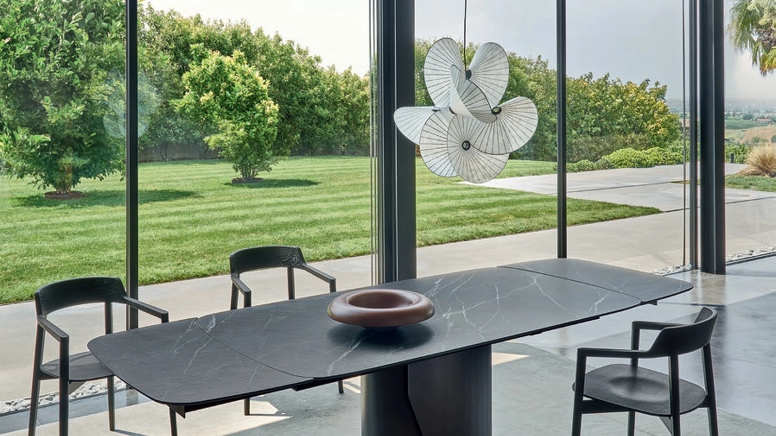 Tavolo allungabile Plug di Sangiacomo