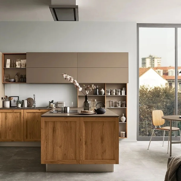 Cucina Milano 07 in Rovere e laccato Marrone di Veneta Cucine