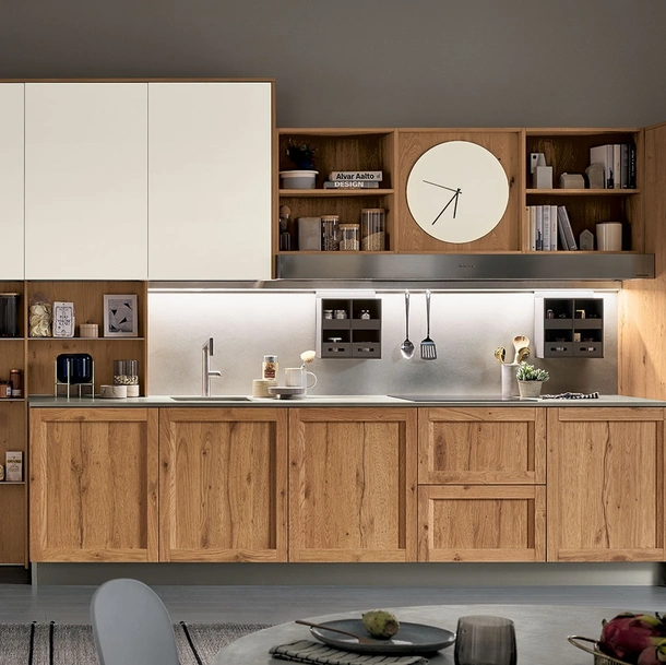 Cucina Moderna lineare Milano 03 in Rovere Nodoso e laccato Bianco di Veneta Cucine
