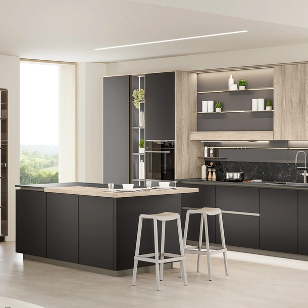 Cucina Moderna con isola Start-Time J 03 di Veneta Cucine