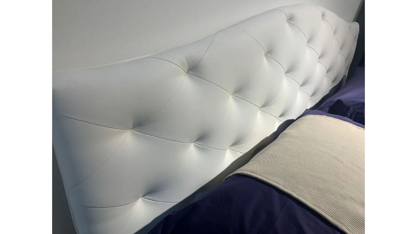 Letto contenitore Noctis mod. Lyle Capitonné