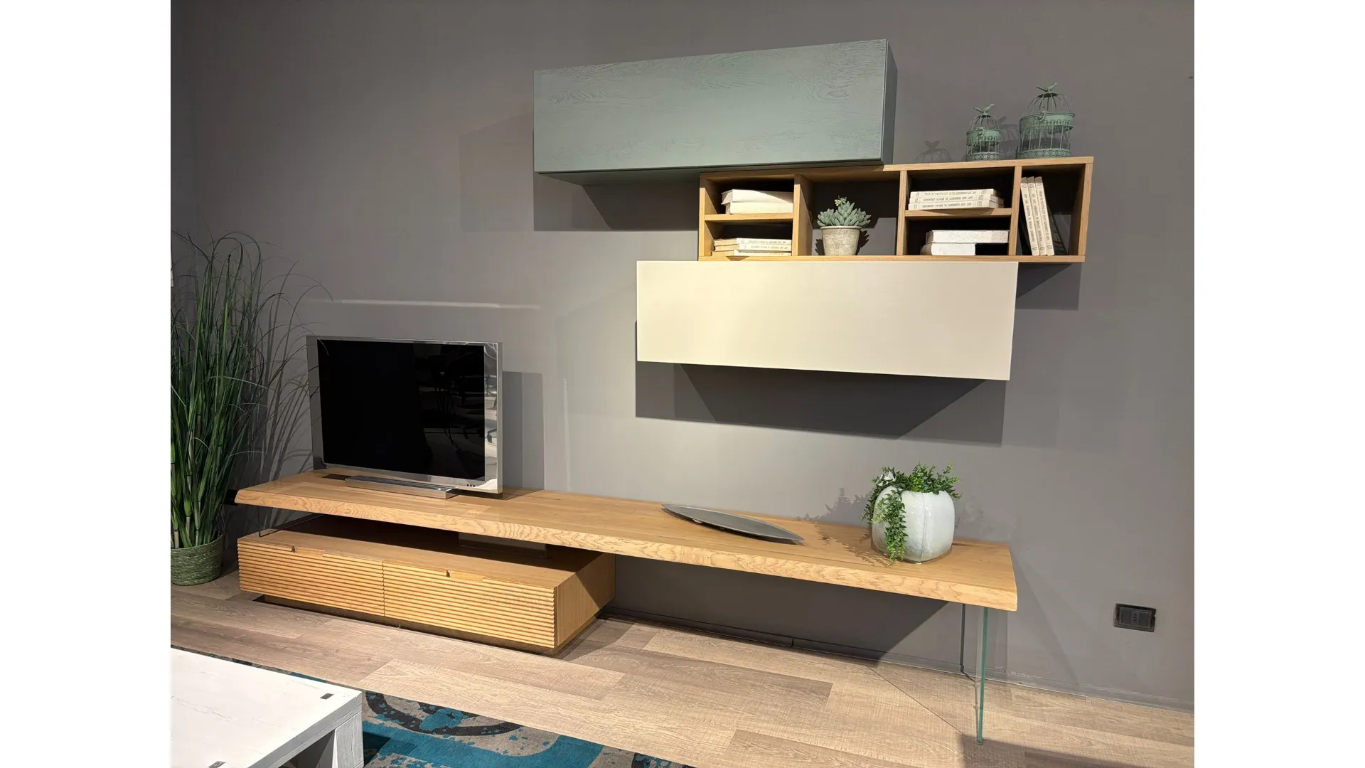 Parete attrezzata Devina Nais mod. Zero.16 