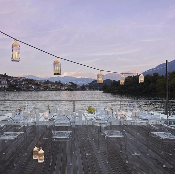 Invisible Table Outdoor di Kartell